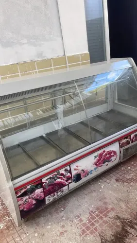 Balcão de carne expositor
