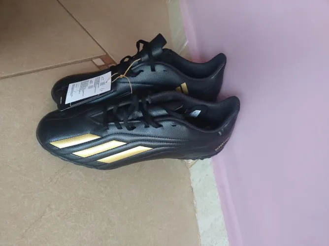 Socyte Adidas