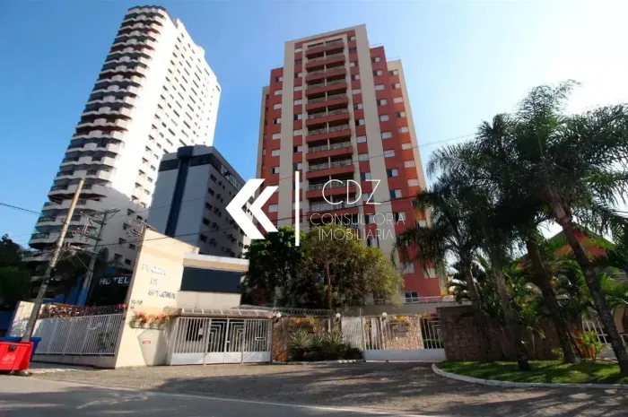 Apartamento com 3 Dormitórios à Locação em condomínio no Centro - Sorocaba/SP