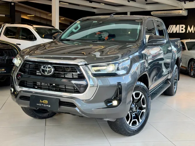 Toyota Hilux CD SRX 4X4 2.8 TDI 16V Diesel Aut. 2023