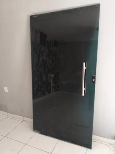 Vendo porta de vidro temperada