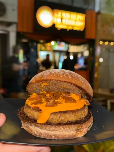 AUX. DE COZINHA/ ASA NORTE