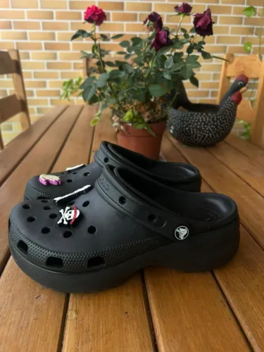Crocs Classic Platform Clog