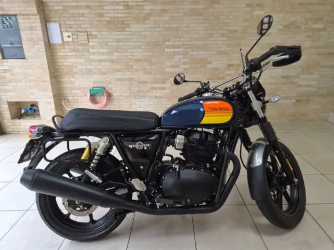 ROYAL ENFIELD INTERCEPTOR 650 SPECIAL COLORWAY 2024