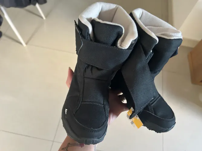 Bota para neve n27 infantil NOVA