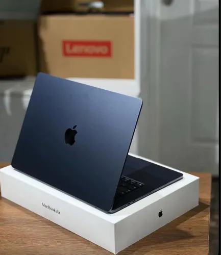 MACBOOK AIR M4 16 DE RAM 256 GB TELA DE 15 POL (NOVO) LACRADO - LOJA FÍSICA COMPRA SEGURA