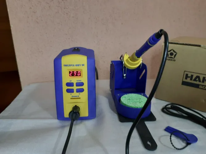 Estação de solda Hakko FX-951 seminovo