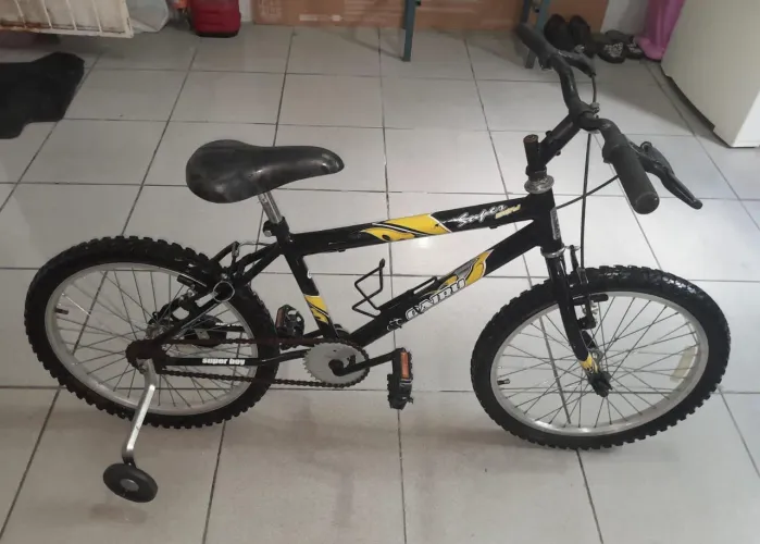 VENDO BICICLETA.