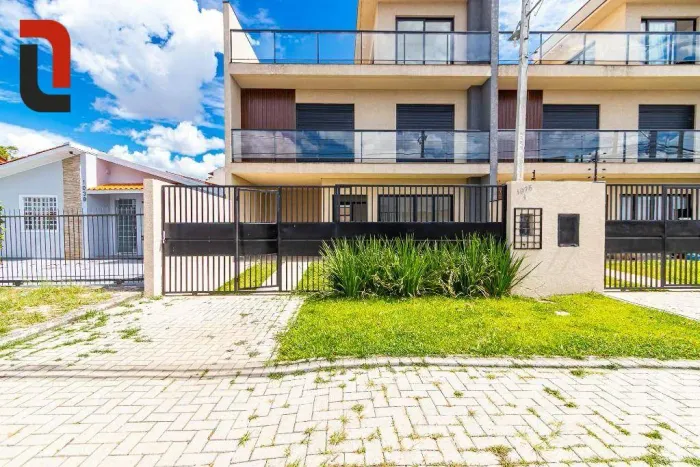 Sobrado com 3 quartos à venda, 150 m² por R$ 800.000 - Boqueirão - Curitiba/PR