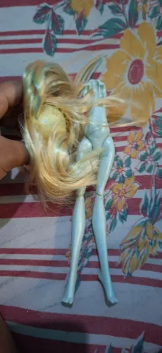Sucata lagoona monster high