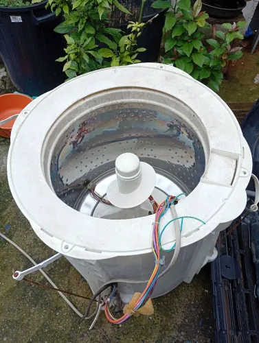 Motor e certo de inox Brastemp tira mancha 8kg