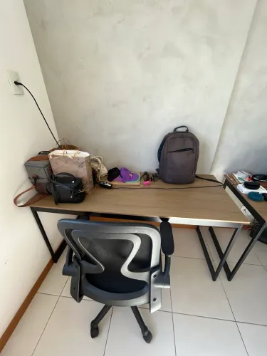 Mesa e cadeira para estudo/trabalho