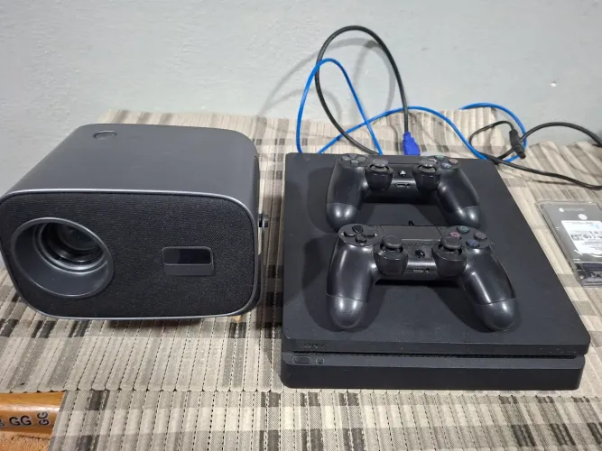 Ps4 Slim 01 TB 02 controles