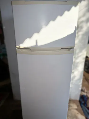 Geladeira Gelo seco ?