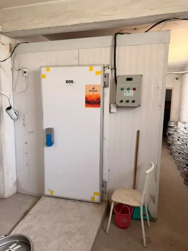 CÂMARA FRIA COMPLETA 5,00 × 2,25 m ? ELGIN 2,5 HP TRIFÁSICA 