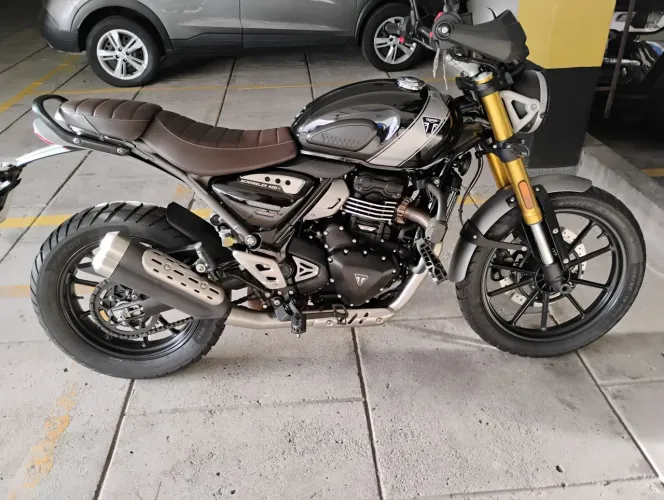 TRIUMPH SCRAMBLER 400