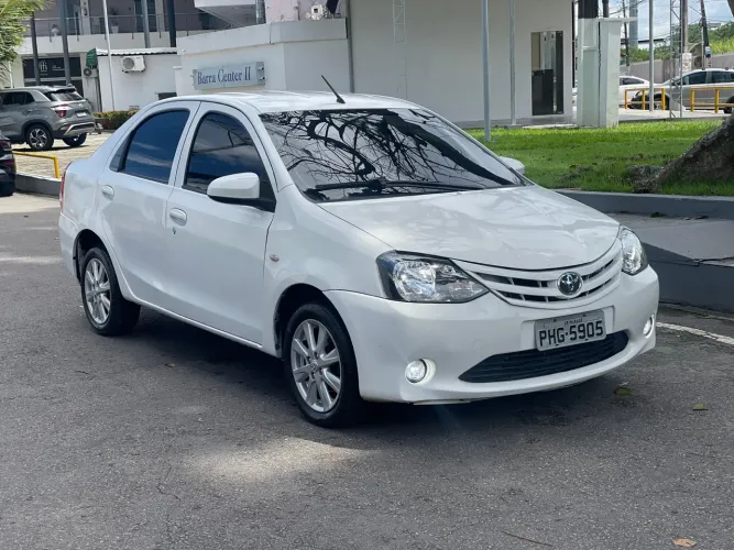 Toyota Etios X Sedan 1.5 Flex 16V 4P Mec. 2016