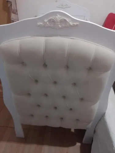Vendo berço completo. Bem conservado e colchão novo no plástico
