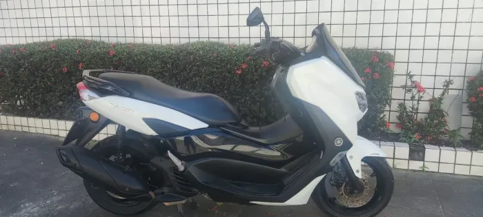 Yamaha NMAX 160 - Conforto e economia