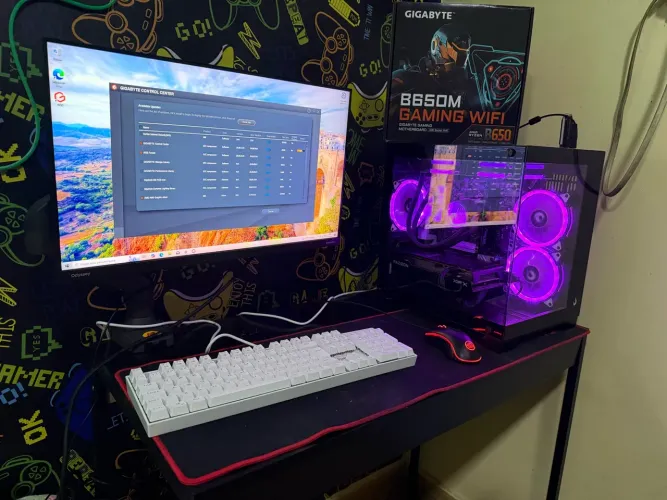 PC GAMER RYZEN 5 5500X3D + RX 7600 8G