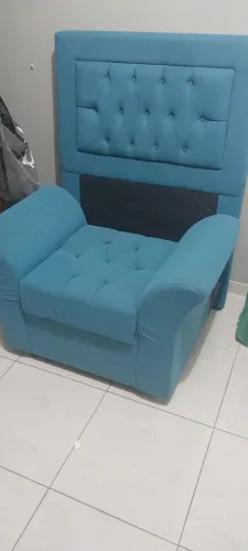 Cabeceira e puff solteiro
