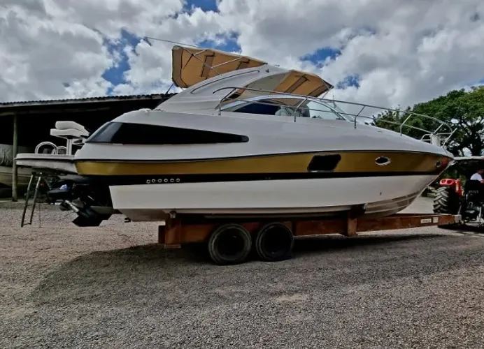Lancha Maestrale 300 2012 - 2 Mercruiser Diesel 170hp Cada