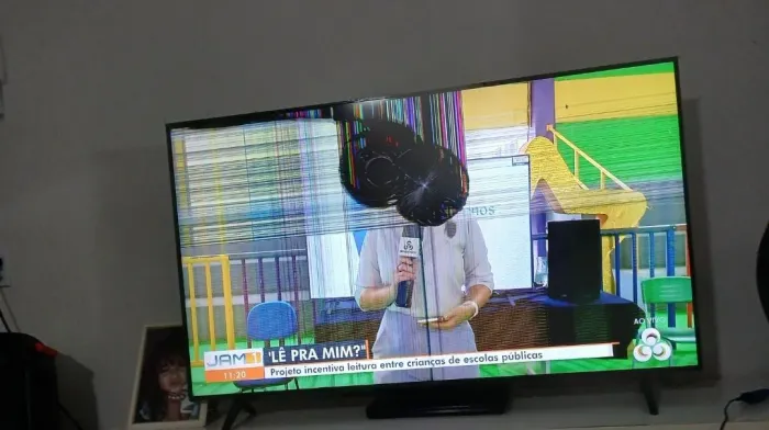 Tv LG 60 polegada com defeito
