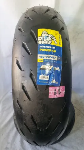 Pneu traseiro michelin power GP 180/55 17 NOVO trackday rua