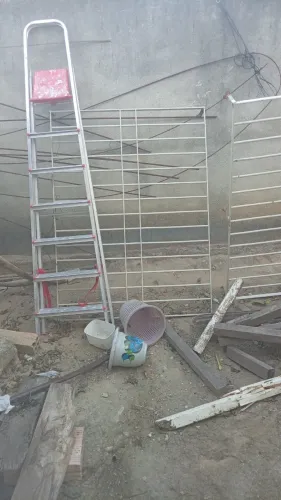 Grades de janelas , corrimão , carrinho