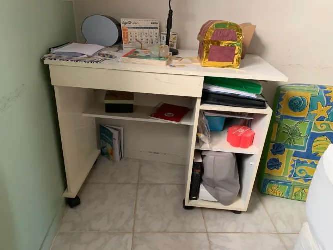 Mesinha de escritório