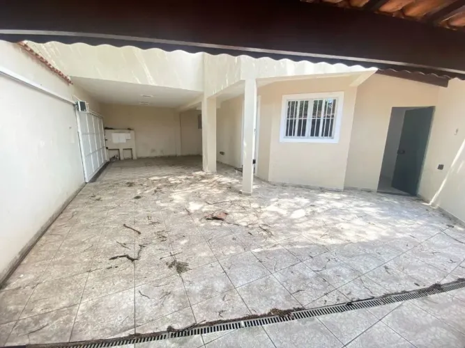 Casa à venda no Jardim Ester, São Paulo - 3 dormitórios, suíte, churrasqueira