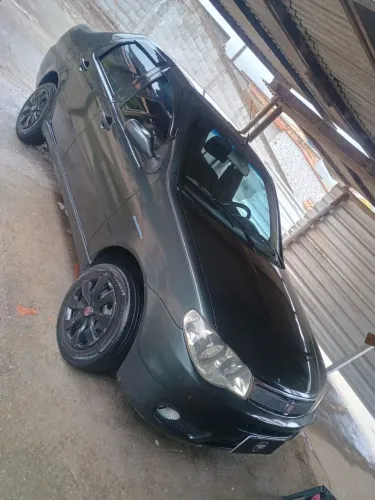 Fiat Siena Celebration 1.0 Fire Flex 8V 4P 2010