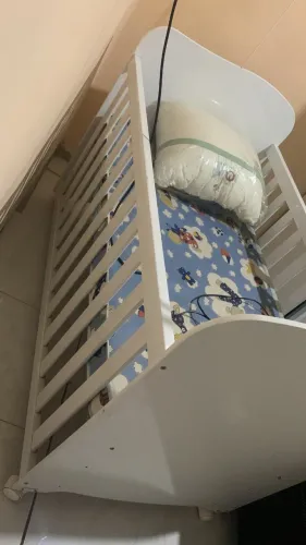Vendo berço semi novo
