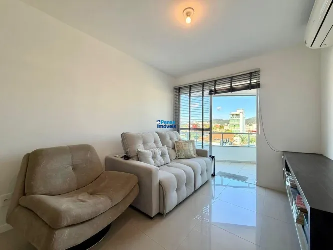 Apartamento à venda com 3 dormitórios na Trindade
