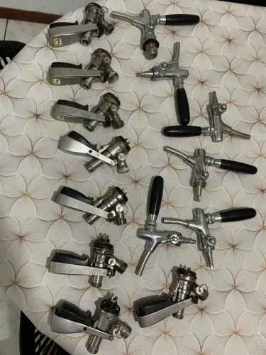 Vendo Torneiras italianas para chopeiras em aço inox e extratoras em inox