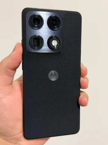 Motorola Signature 12/512GB Novo 