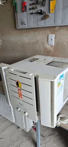 Ar condicionado de Janela ACJ