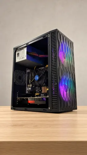 PC GAMER i3 4ª / 8GB RAM / GTX 650 + SSD 480GB RGB - Perfeito Estado!