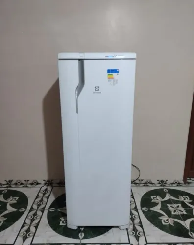 Geladeira( ENTREGO )