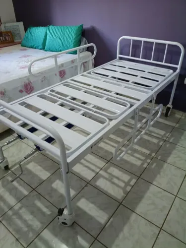 Cama hospitalar e colchão pneumático, manivelas, Dellamed, 1,96mX0,96m