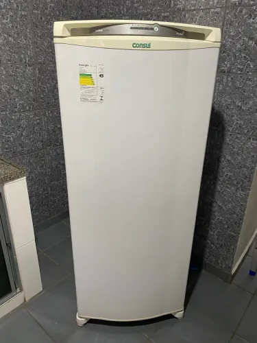 Geladeira cônsul 