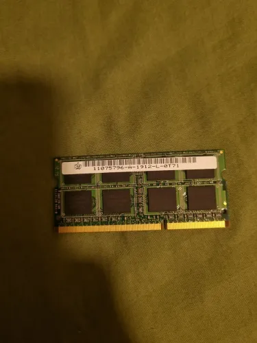 Memória RAM DDR3 2Gb 800MHz