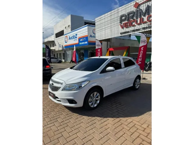 Chevrolet Onix Hatch LT 1.0 8V Flex Mec. 4P 2016