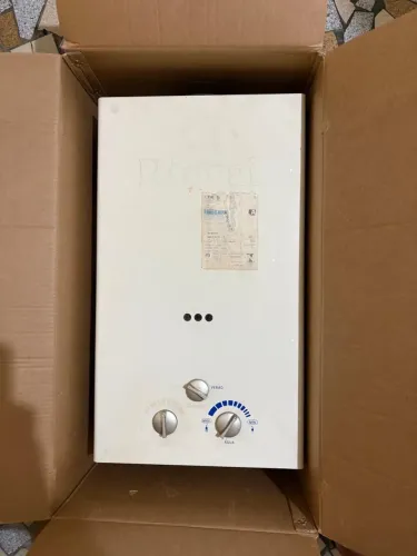 Aquecedor Rinnai REU-157BR 15L GN - funcionando perfeitamente
