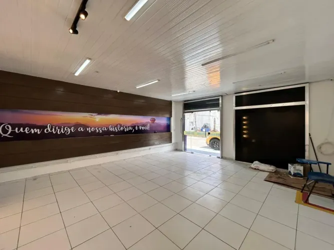 Prédio Comercial 200m² no Parque Dez pra Locação !!!