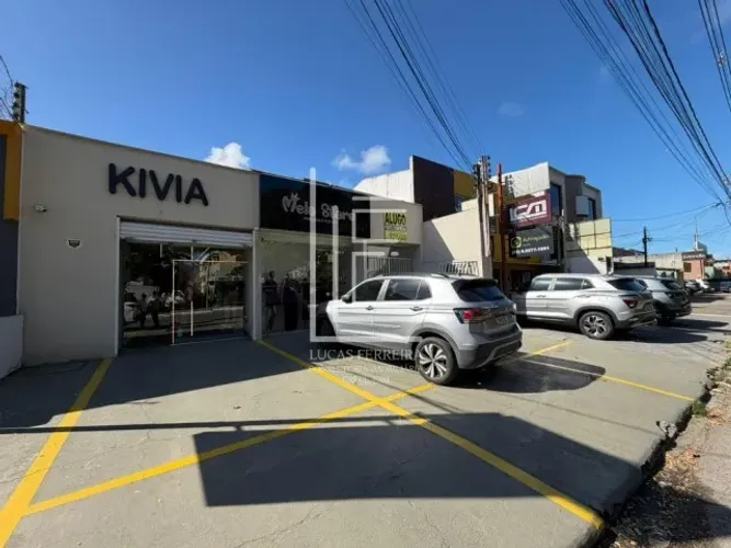 Galeria com 3 pontos comerciais em excelente localização na Amélia Rosa (todos alugado)