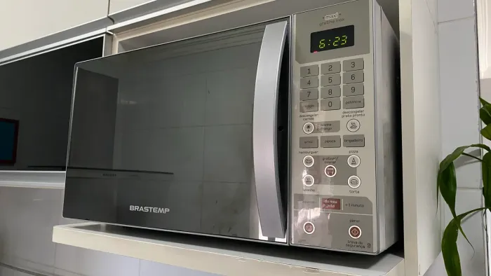 Microondas Brastemp Inox 30 Litros