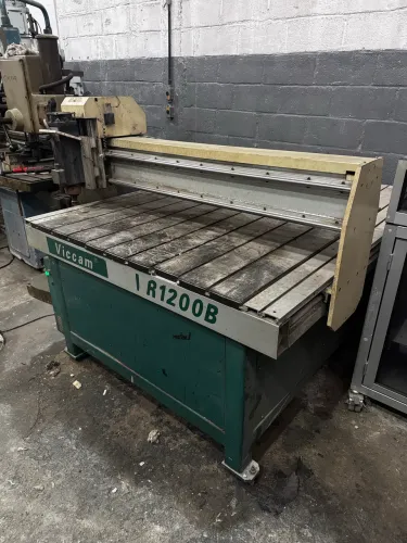 CNC Router Viccam VR 1200B