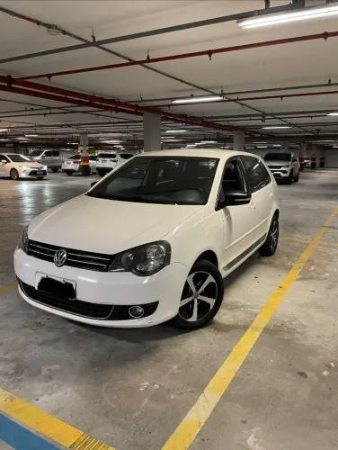 Volkswagen Polo Sportline 1.6 MI Total Flex 8V 5P 2013