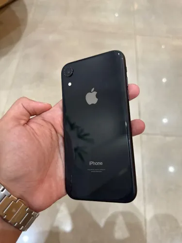 iPhone XR Preto 64GB